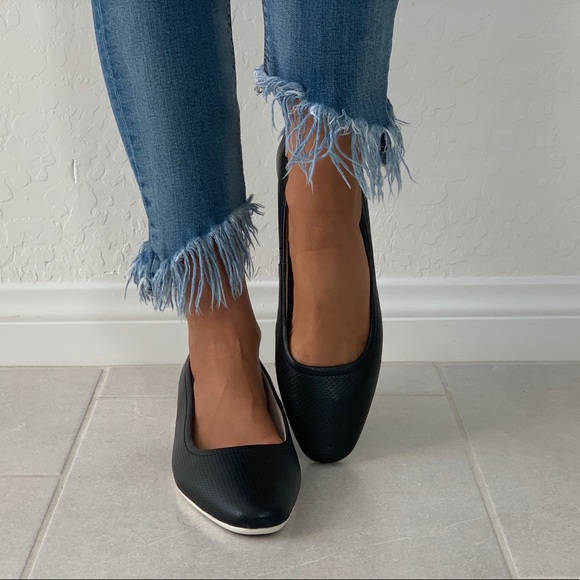 Black Perforated Sporty Sole Loafer Flats - Picture 4 of 5